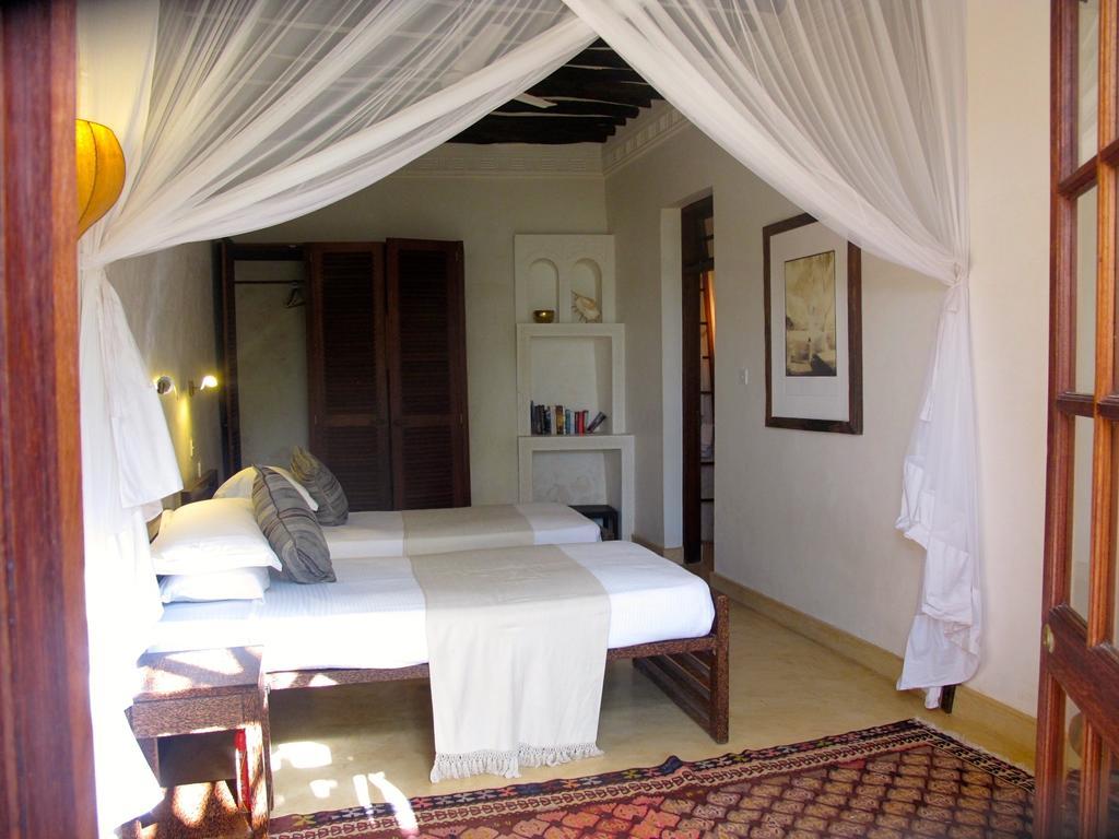 Peponi Hotel Shela Bilik gambar